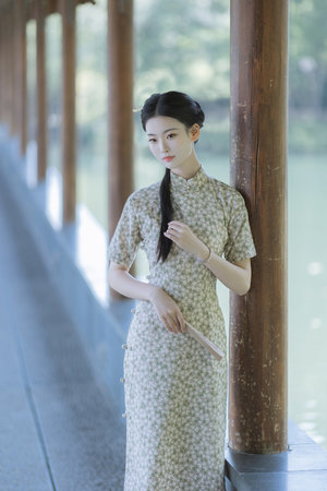 女人一爽一紧一紧一使劲一快