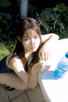 法国《少女1979》完整版电影